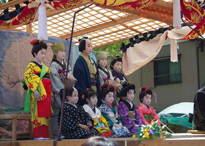 だんじり子供歌舞伎 白鳥神社の公演を撮影